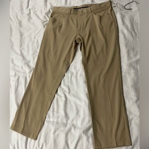 Men’s Brooks Brothers Ultra Lightweight Fabric 5 Pocket  Beige Athletic Pants